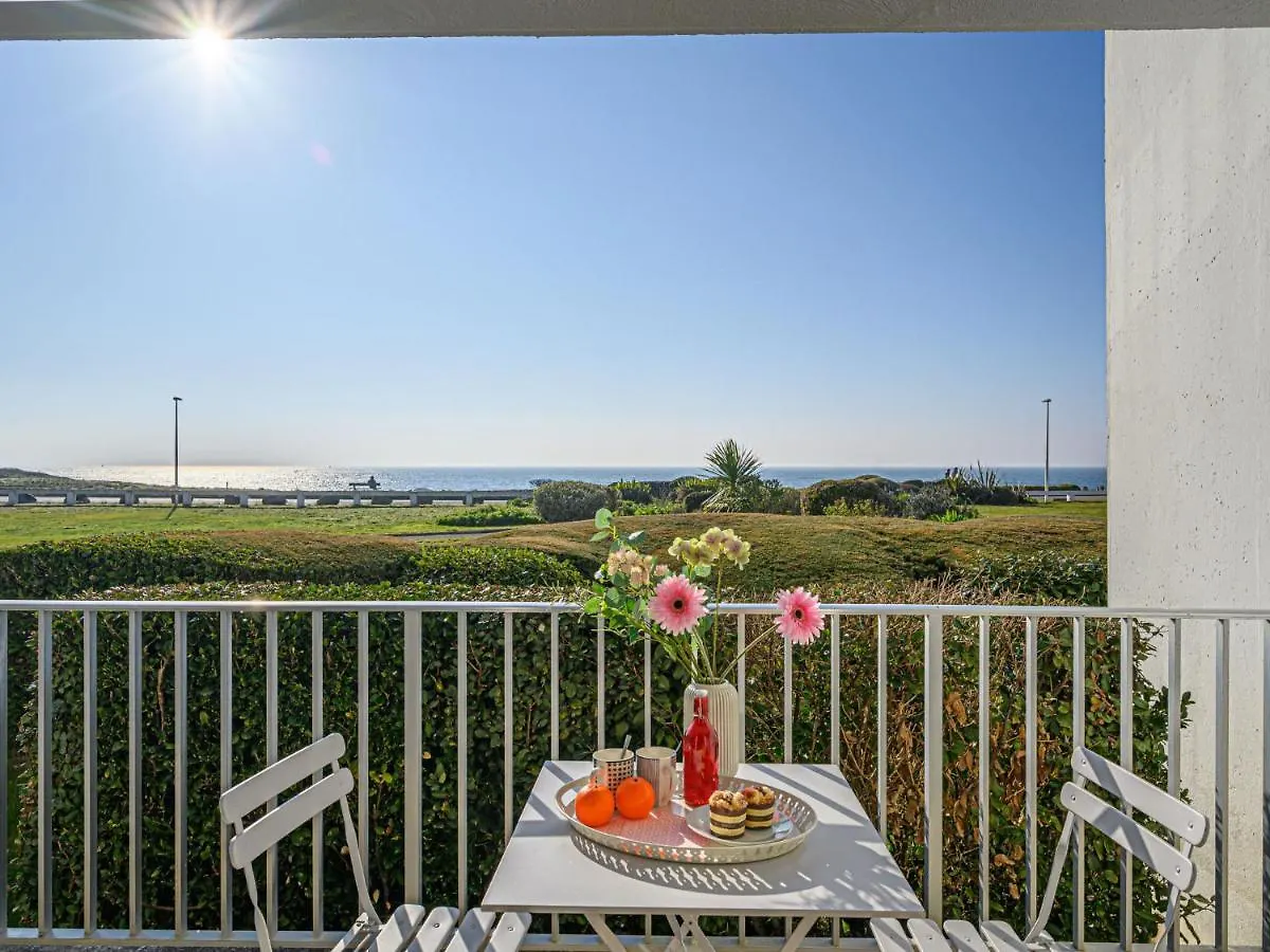 Studio Les Trois Iles-13 By Interhome Quiberon Appartamento