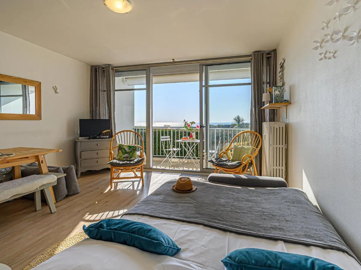 Studio Les Trois Iles-13 By Interhome Quiberon