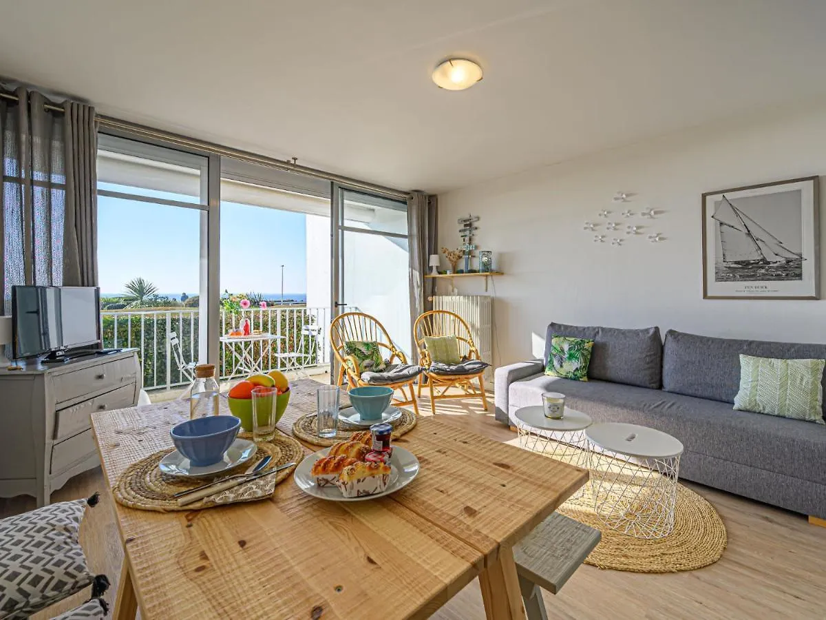 Studio Les Trois Iles-13 By Interhome Quiberon