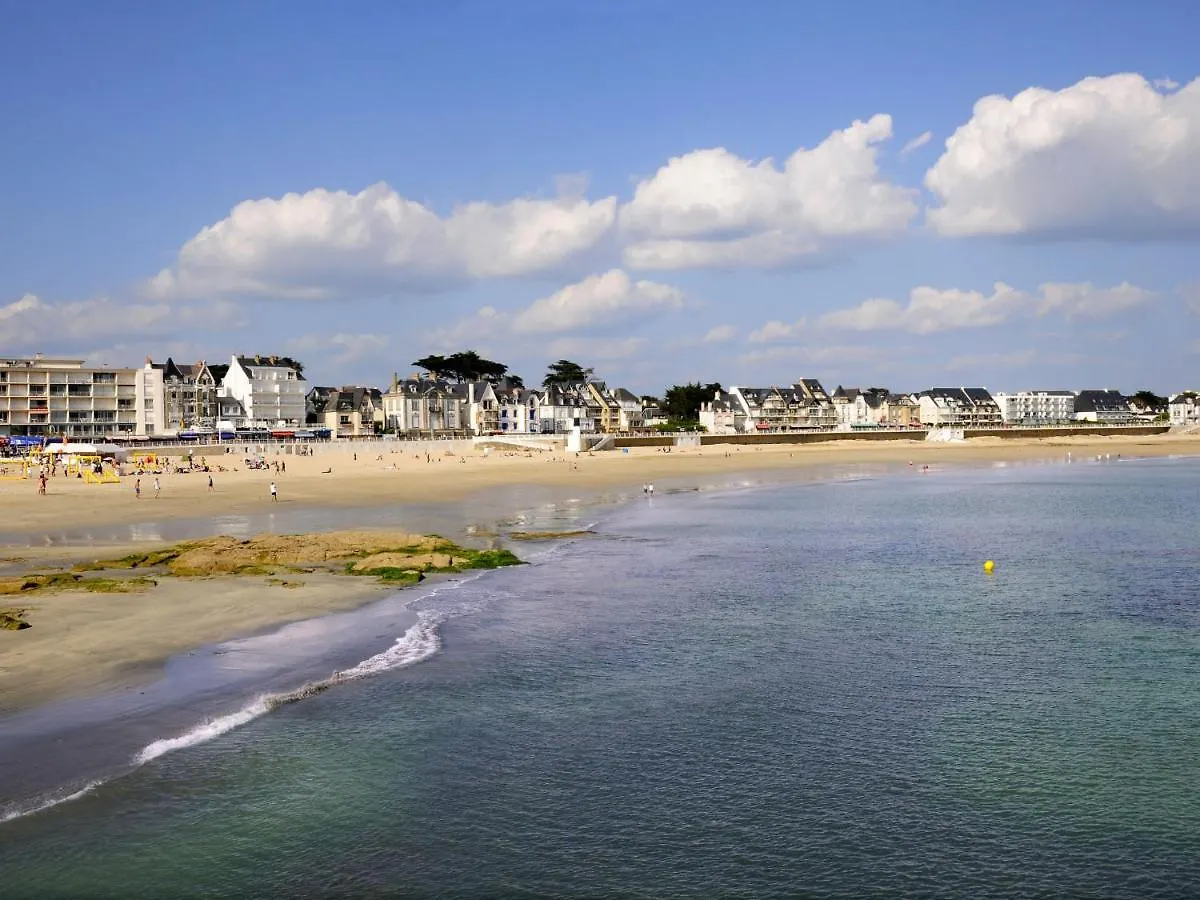Studio Les Trois Iles-13 By Interhome Quiberon 0*,  Francia
